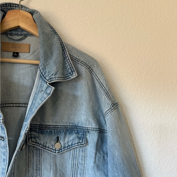 BLANKNYC Denim Trucker Jacket - Picture 3 of 9